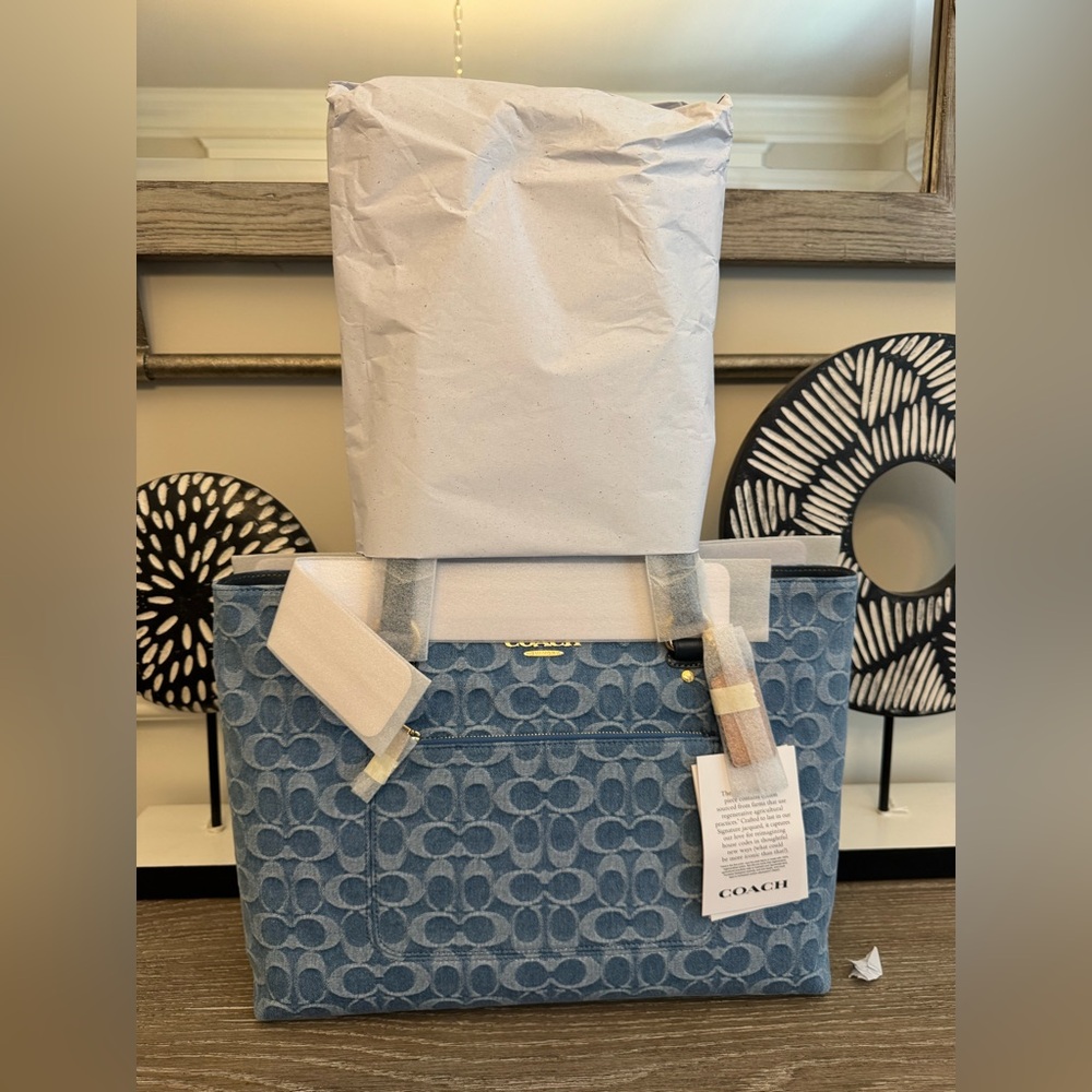 NWT Coach  Signature Denim Station Tote Bag - Picture 8 of 11